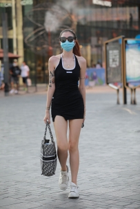 【精选街拍】Vol.2919 运动风黑色吊带裙 [68P-765MB]