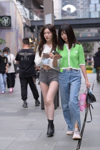 【精选街拍】Vol.2594 牛仔裤闺蜜 [128P-2.72GB]