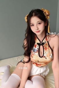 【微密圈】No.343_#刘二萌_秋风落叶挂脖无袖_14P